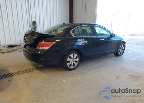 2010 Honda Accord 3.5 Ex-L z USA, uszkodzony, nr VIN 1HGCP3F84AA021275